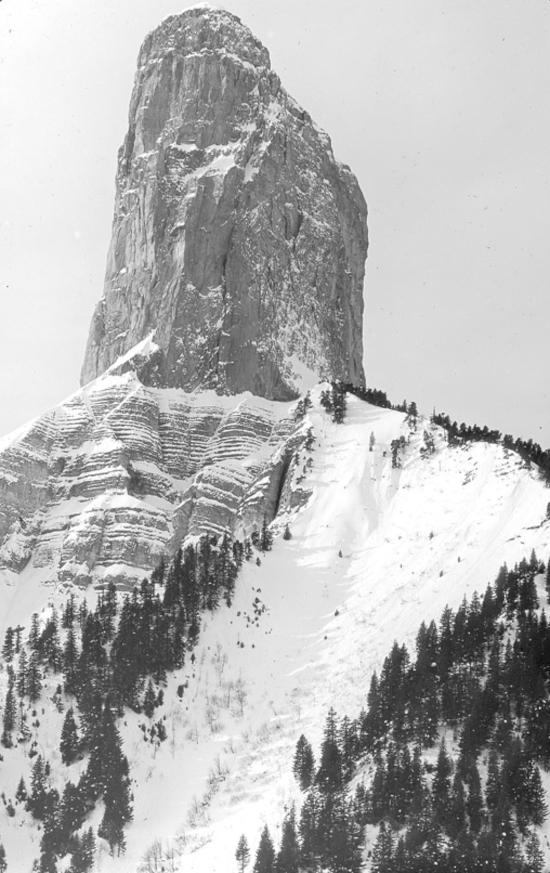 Le Godissart. Mont Aiguille. Face nord. Photographie de René Rivière. Pv positif de projection 1914 B.82