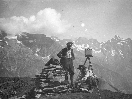 La Chapeau. Au sommet. Panorama sur le Seys. Photographie de René Rivière. Pv 8,5x10 Positif de projection 1914 G.21