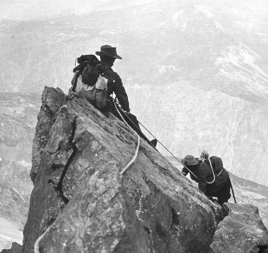 Ascension de La Meije. Chapeau du Capucin. Photographie de Portier. Pv 8,5x10 Positif de projection 1914 H.354