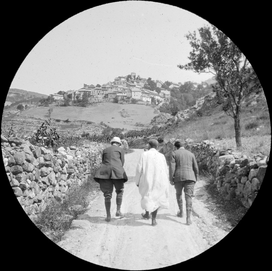 Théus. Photographie de Speyer depuis la Vallée de la Durance. Pv positif de projection 1914 N.99